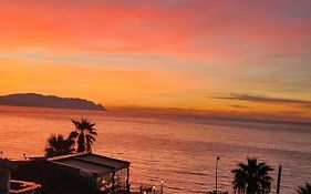 Lulubay Rooms & Suites