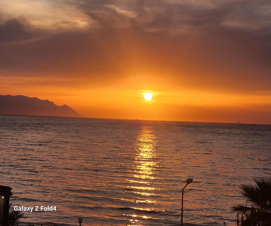 Lulubay Rooms & Suites Kusadası Zewnętrze zdjęcie
